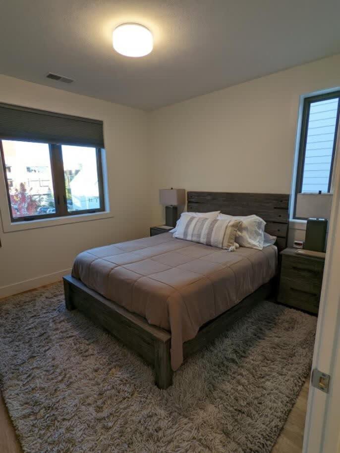 Location Location - Capri Condo 212 Traverse City Ngoại thất bức ảnh